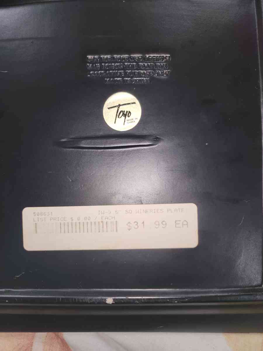 4 collectable plates from Richardson A Hensen