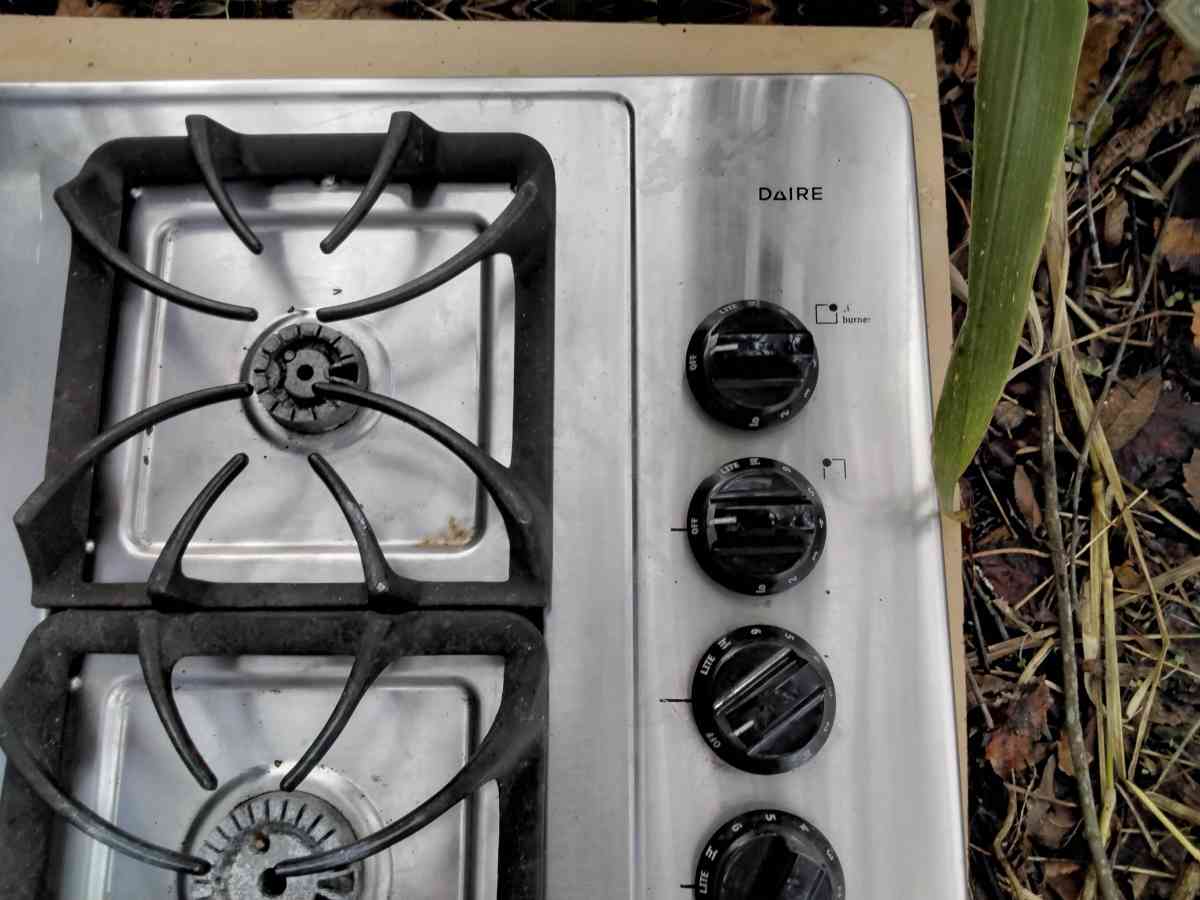4 burner stove top