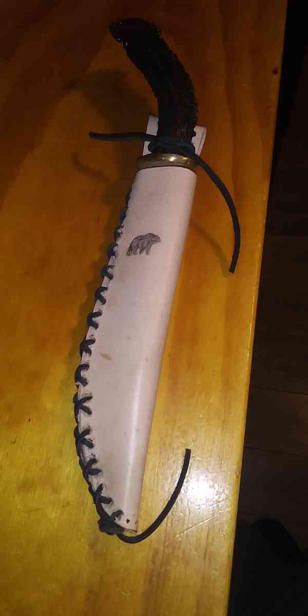 blade 9 inches real deer horn handle and all hand crafted