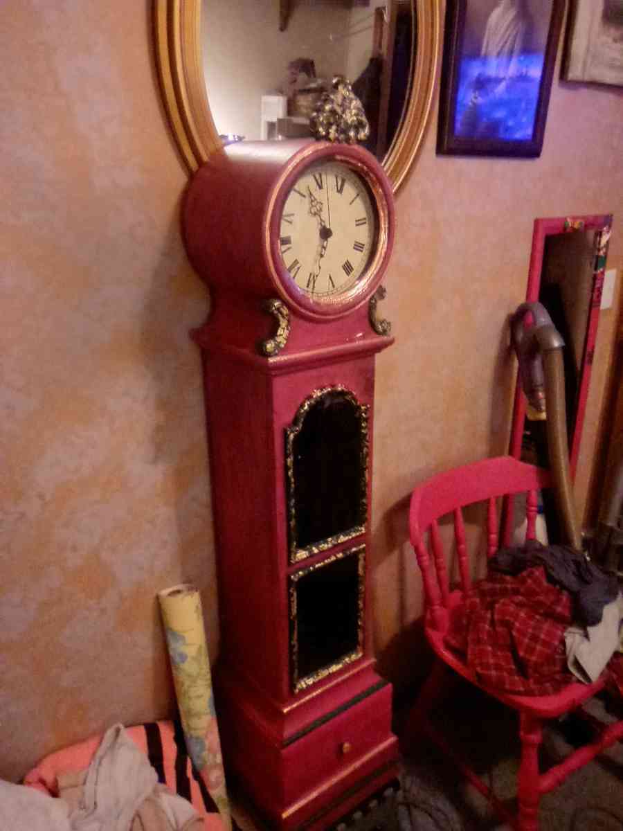 granddaughter clock 5 ft tall keeps perfect time unknown mak