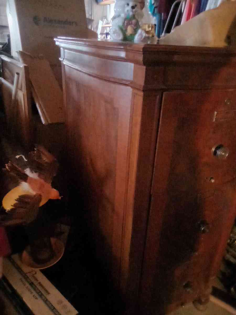 antique late 1800s tongue and groove file cabinet has 4 file