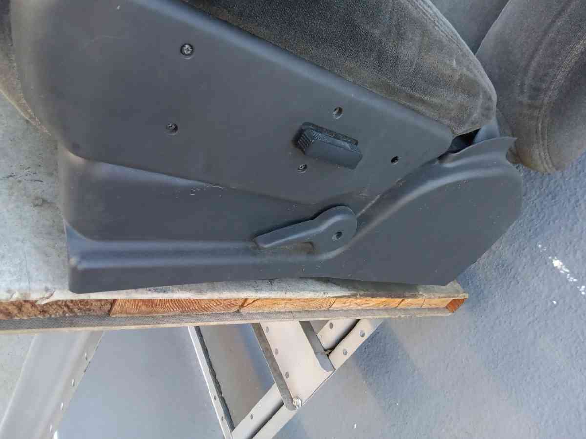 front seats Chevy truck 2 asientos ELCTRICOS Y CON CODERA