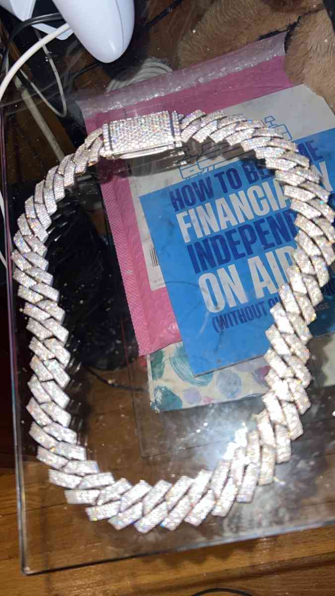 VVS Moissanite Chain