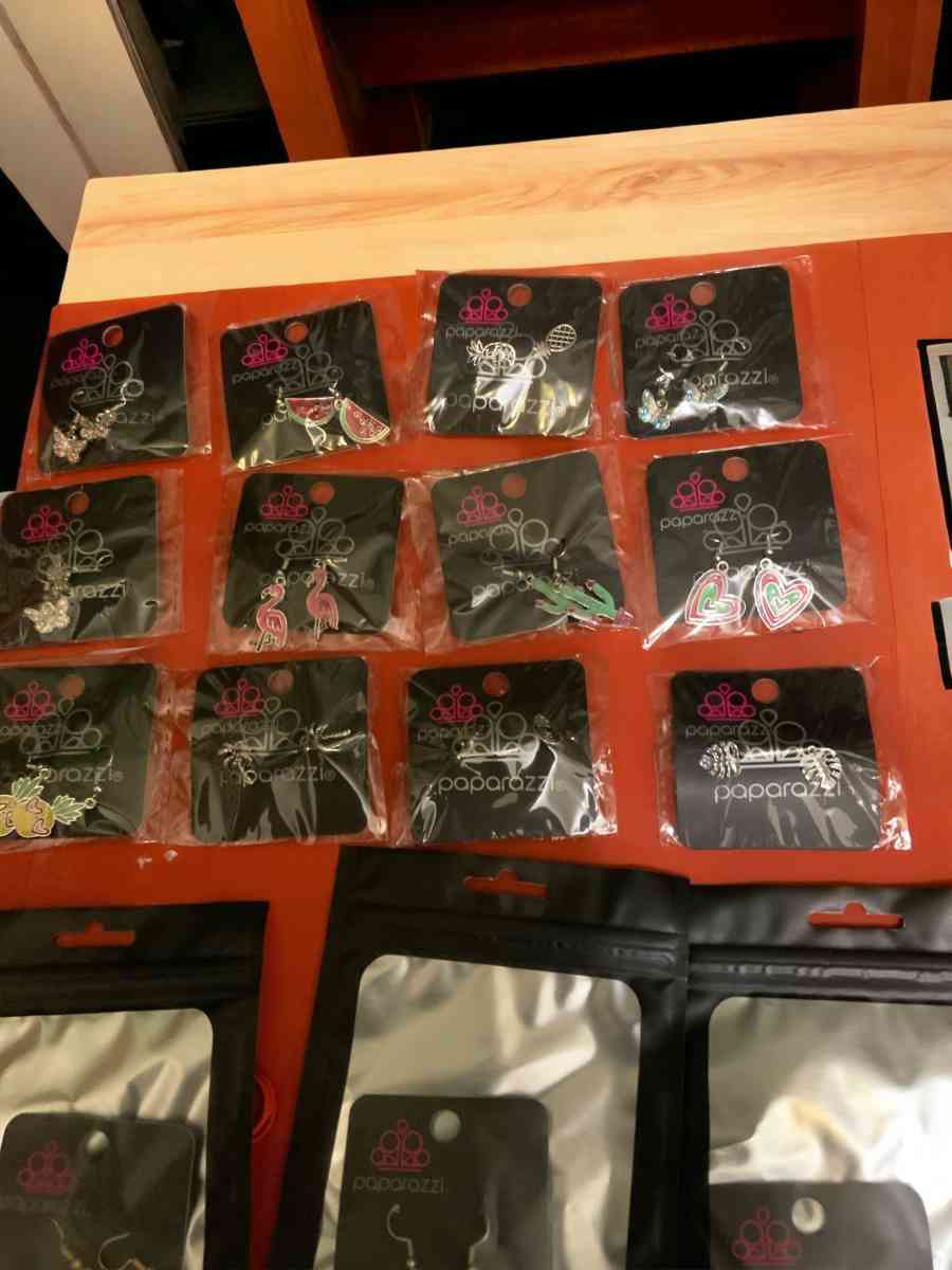 paparazzi bundle necklace w earrings bracelets new