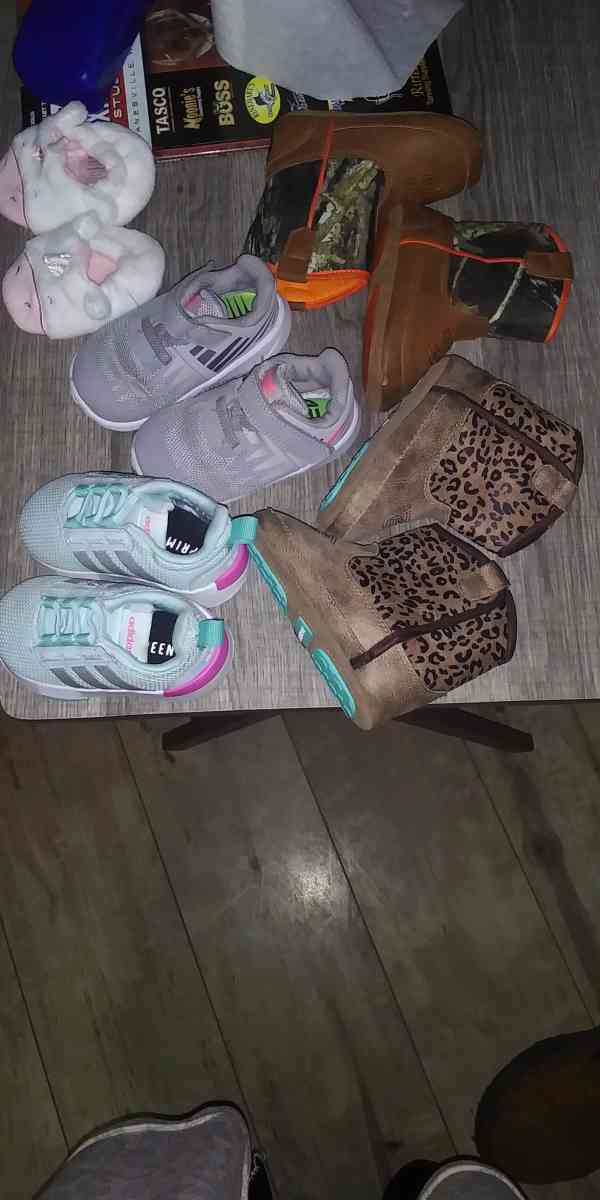 baby Boots and shoes 10 each