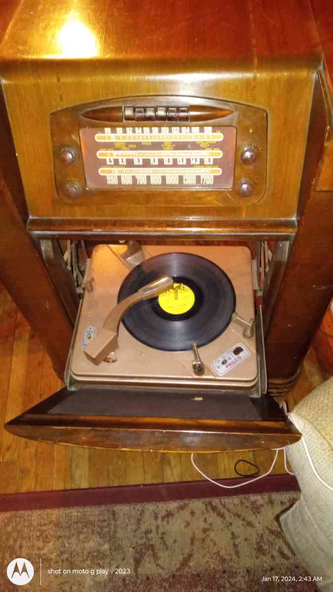 antique floor radio with phono