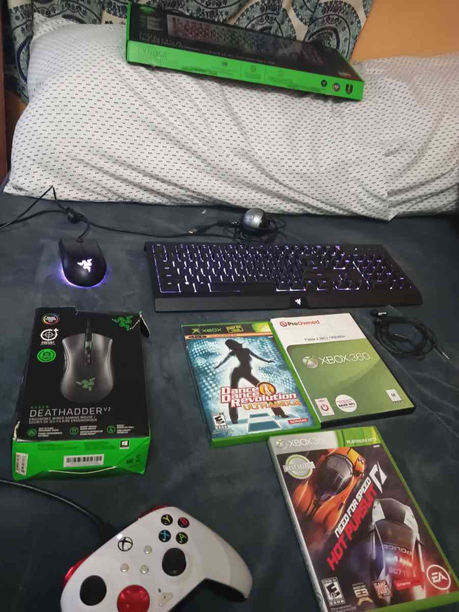 Microsoft Xbox One s 500gb Blu ray disc model bundle