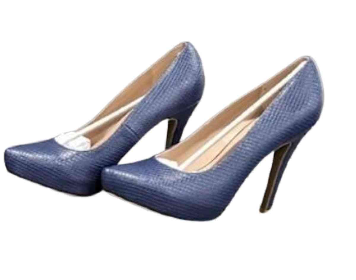 NWBox BCBG Womens Heels