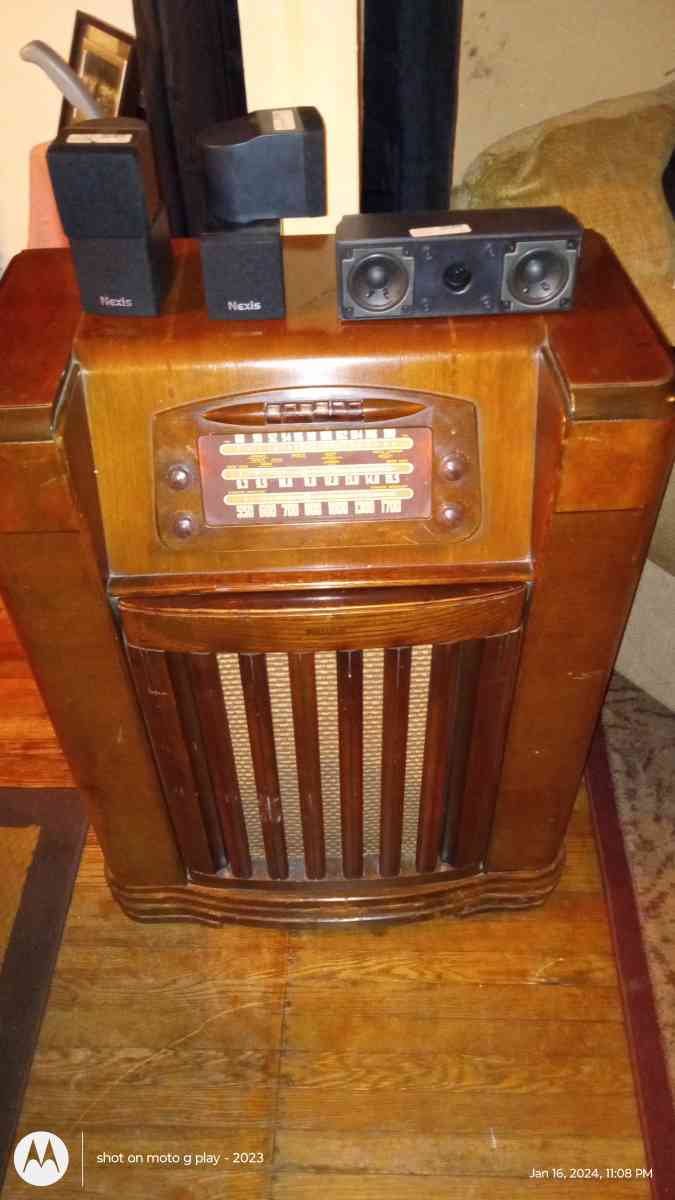 antique floor radio with phono