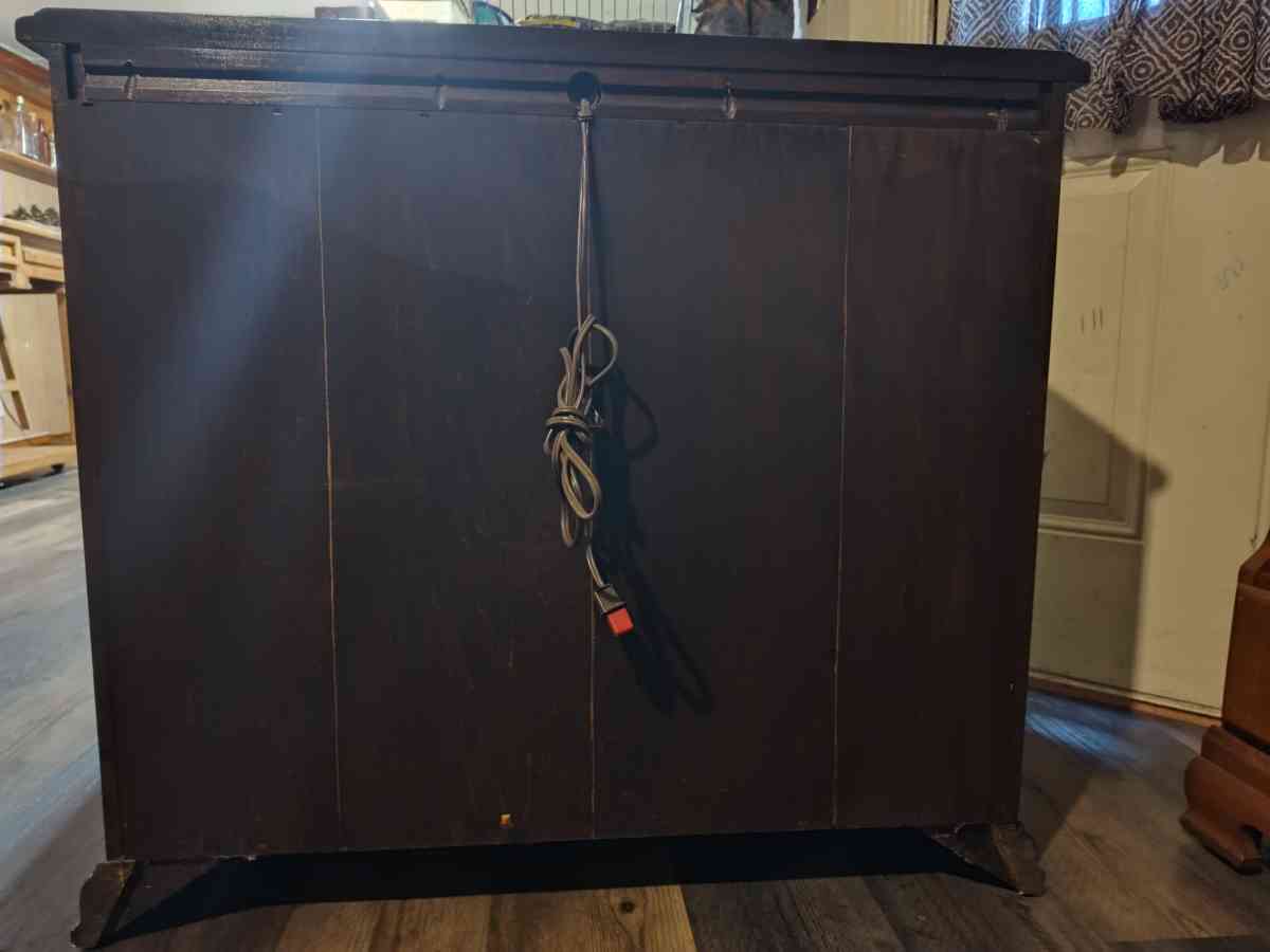 lighted display cabinet