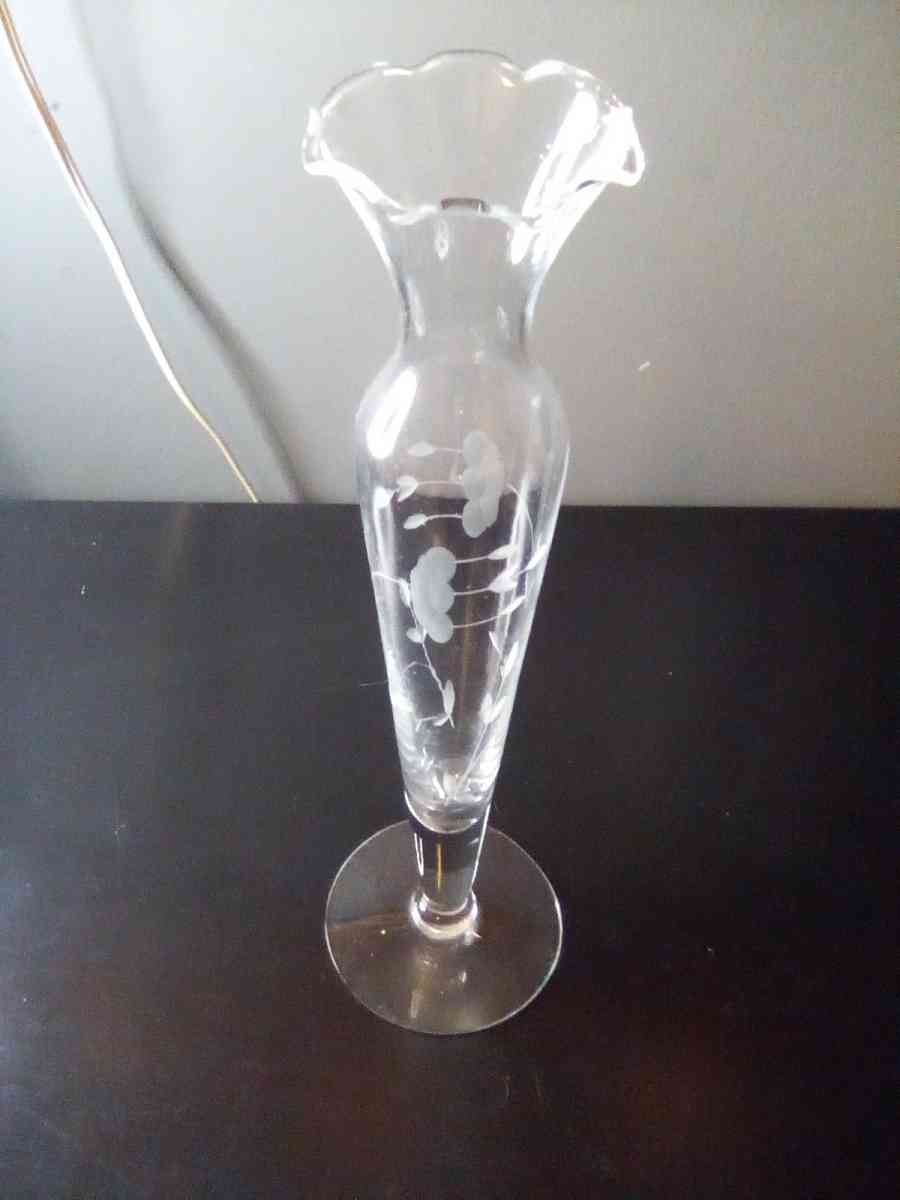 Heritage by Princess House Bud Vase