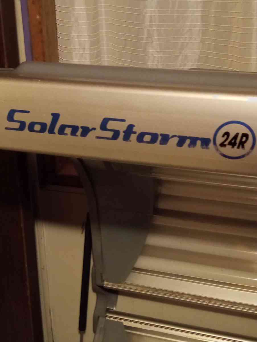 32 Bulb Solar Storm Tanning Bed