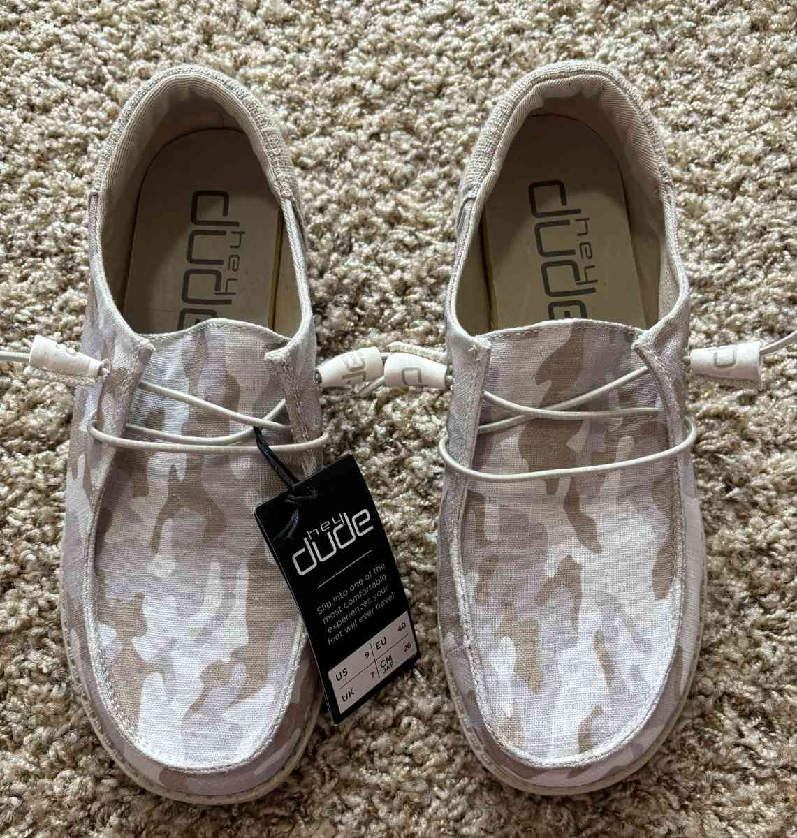 BRAND NEW WOMENS HEY DUDES