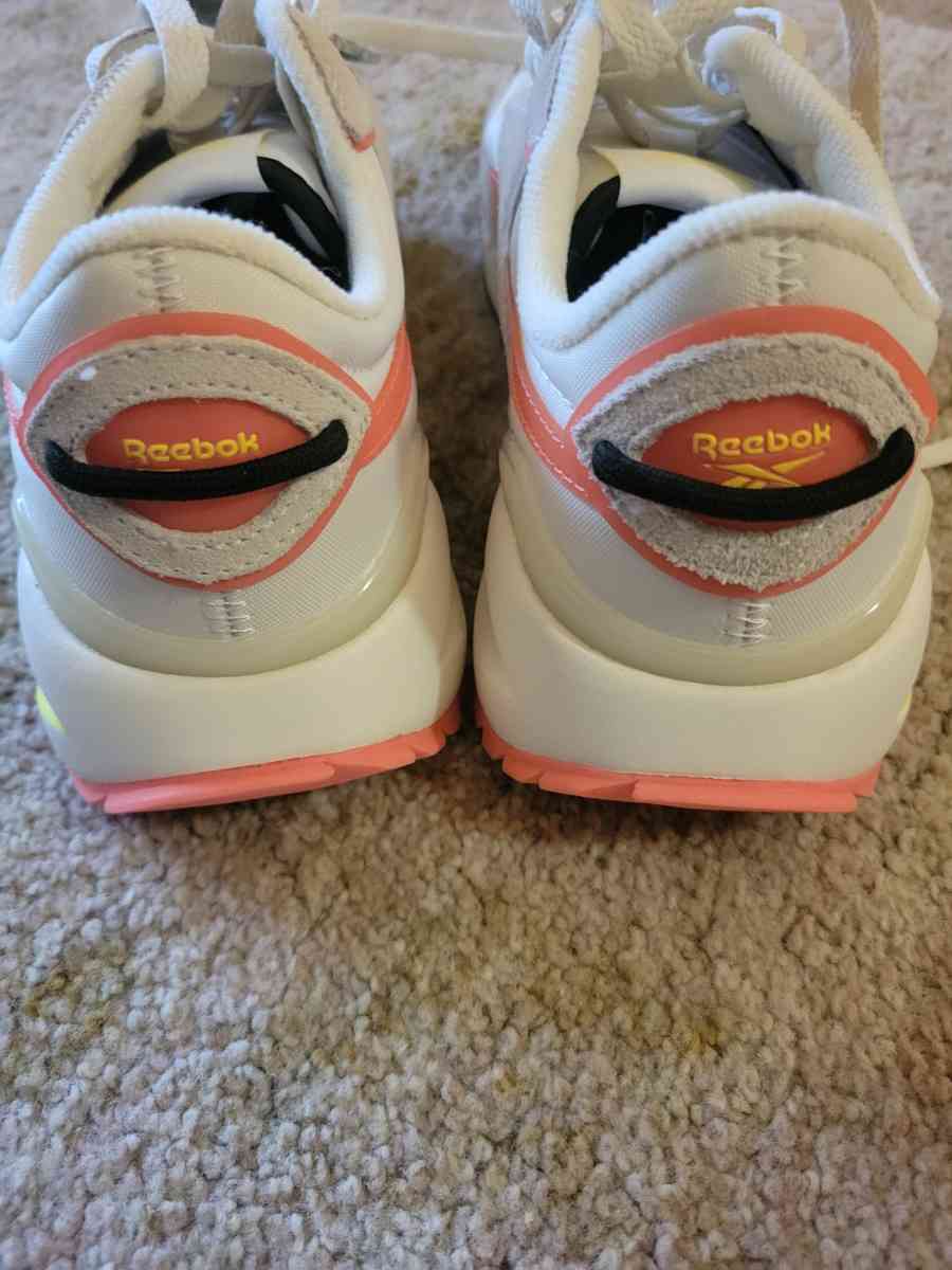 Rebook womens  running shoes