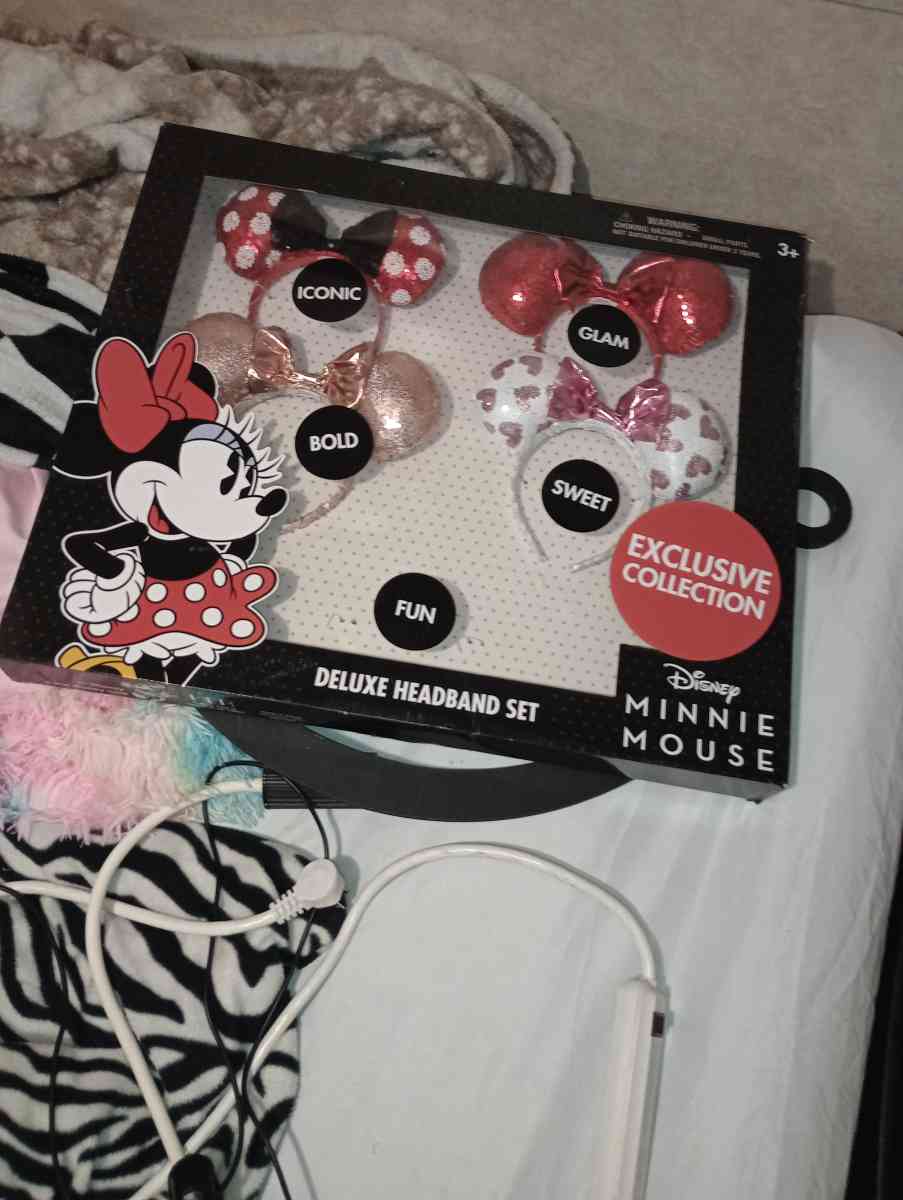 DISNEY MINNIE MOUSE DELUX HEADBAND SET