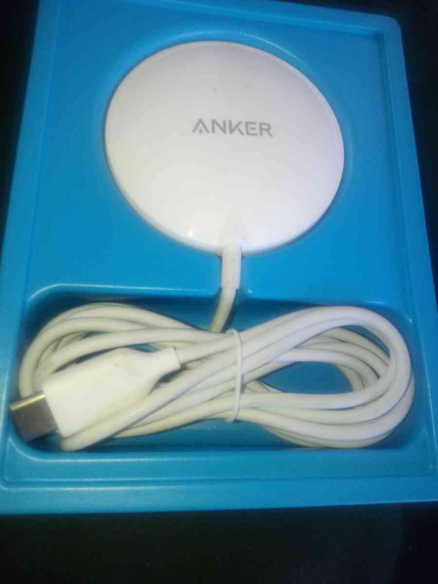 new charger   never used