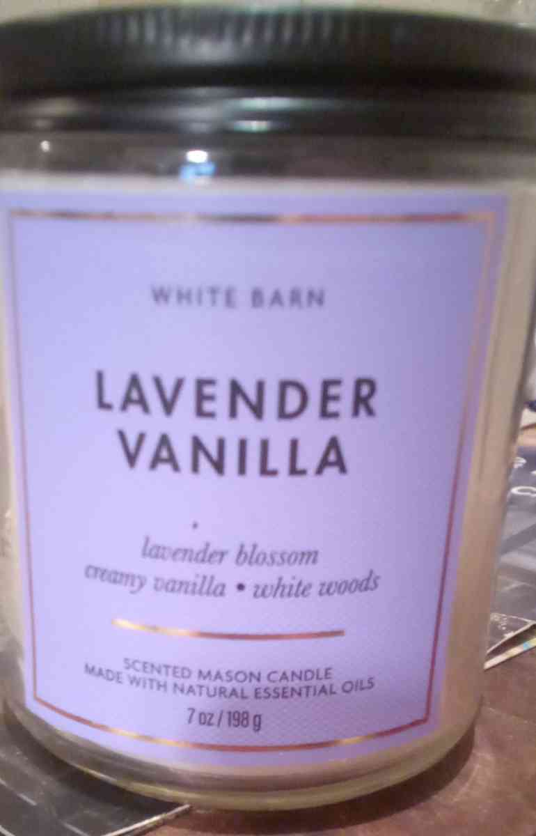 FRAGRANCE DIFFERENTS KINDA CANDLES