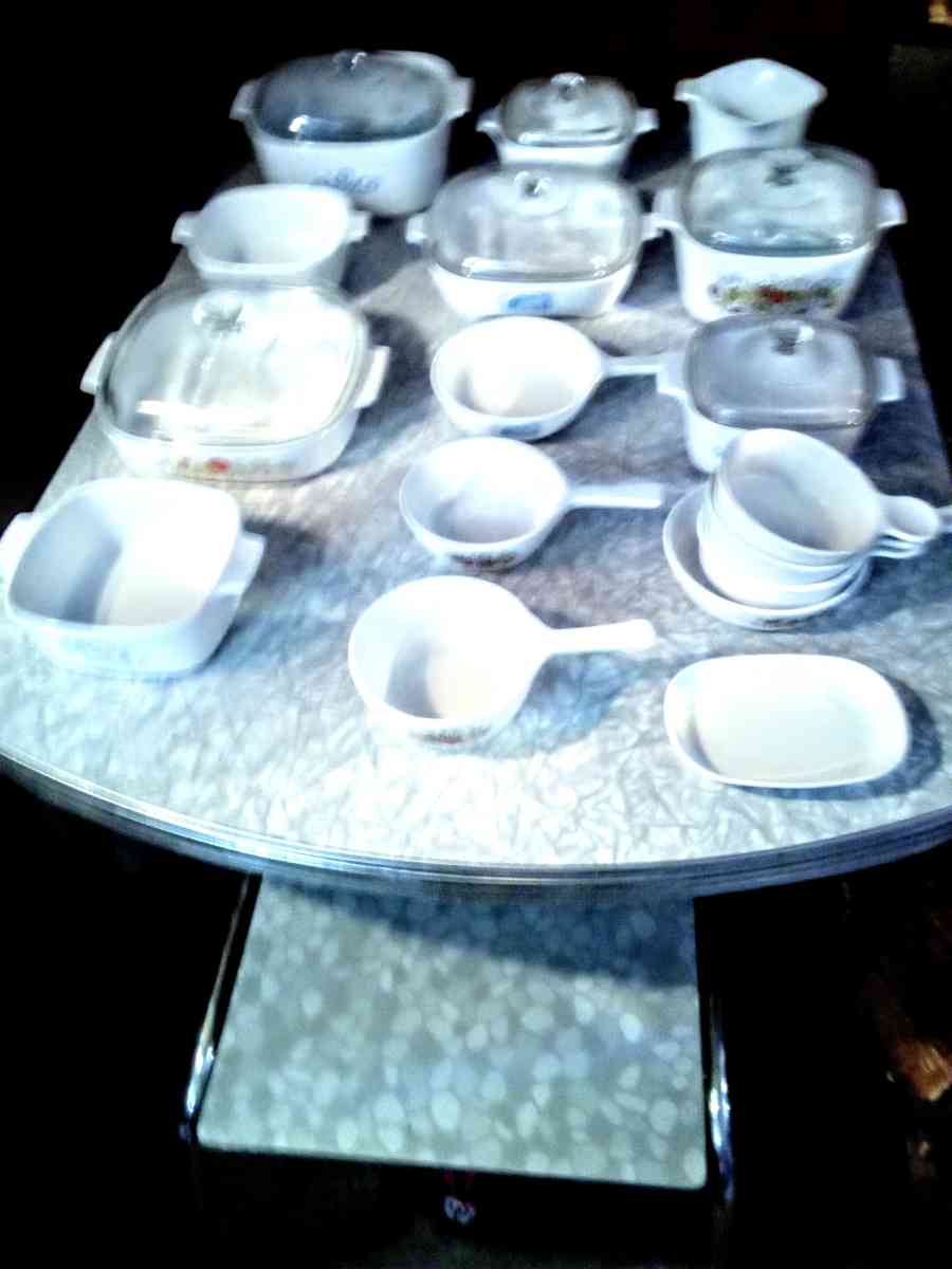 A lot of Corning ware dishes