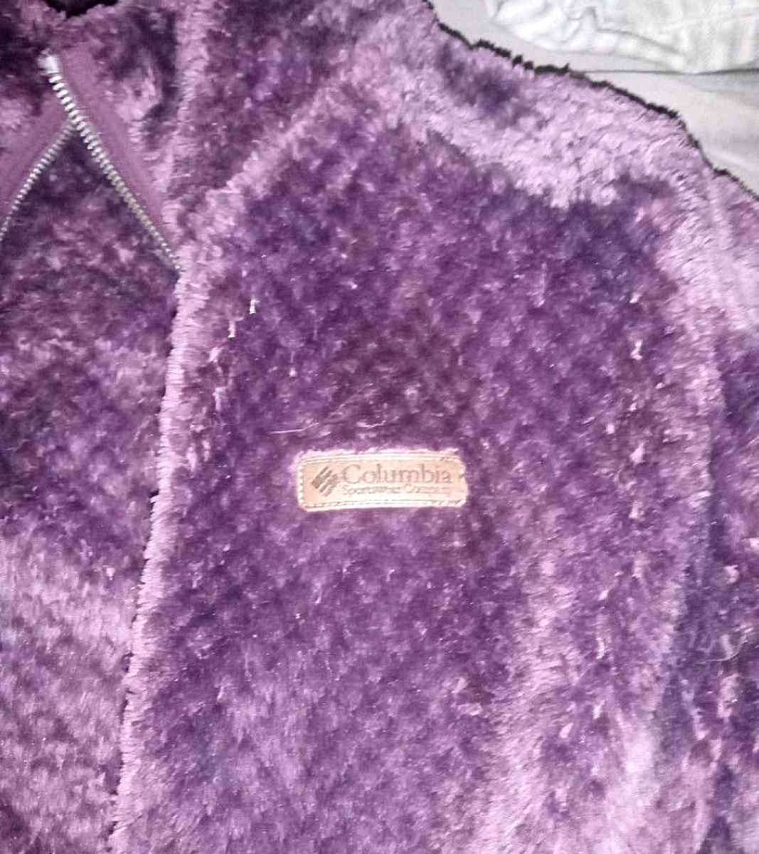 Columbia jacket size small