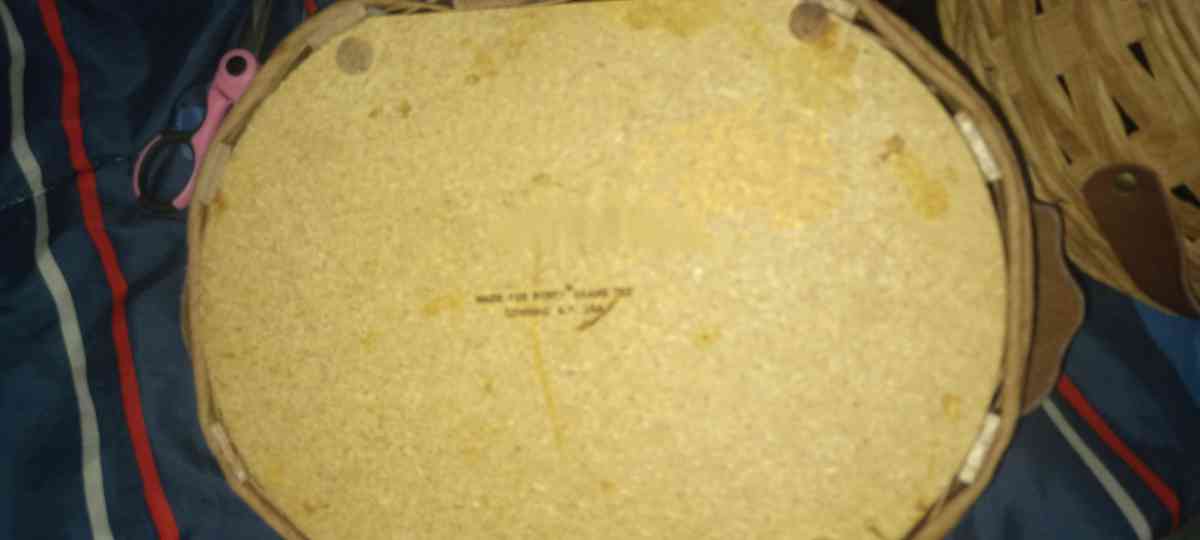 vintage Pyrex baking bowls and mixing bowls  pans