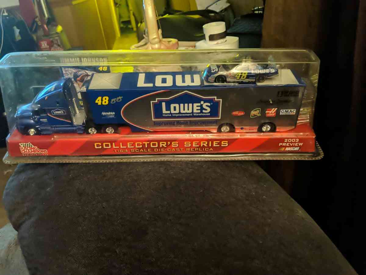 NASCAR Jimmie Johnson Trailer Rig  Die Cast Stock Car 2002 C