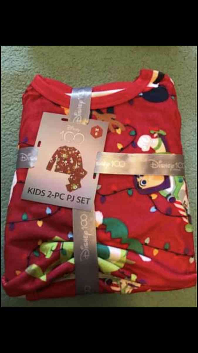 NWT size 8 boy pajamas