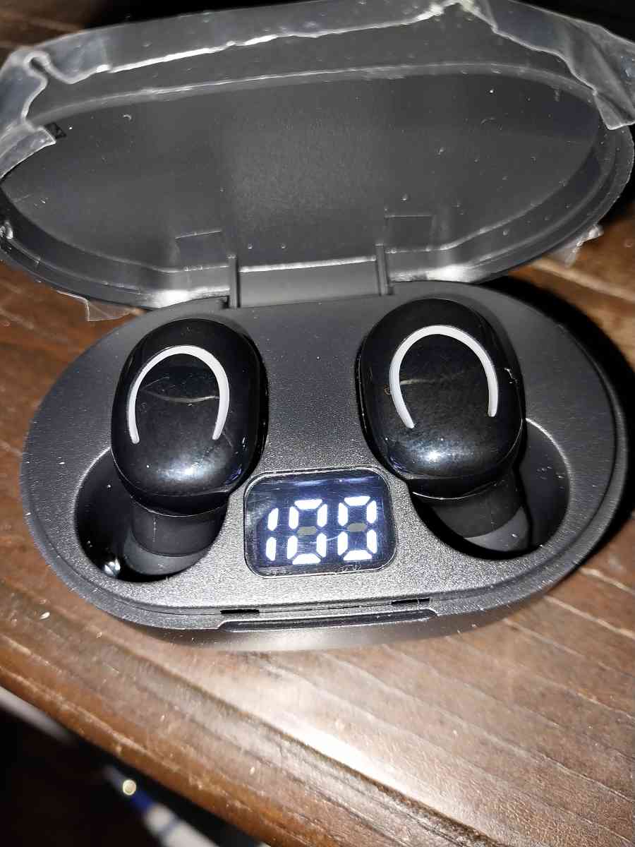 True Wireless Earbuds