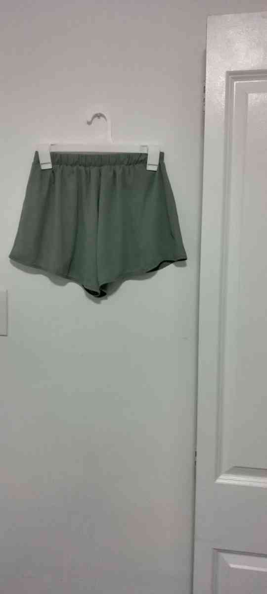 Loose Fitting High Waist Shorts