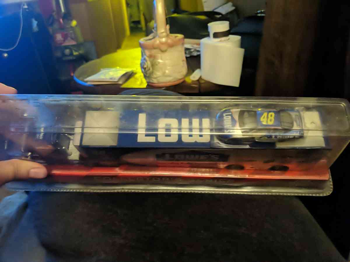 NASCAR Jimmie Johnson Trailer Rig  Die Cast Stock Car 2002 C