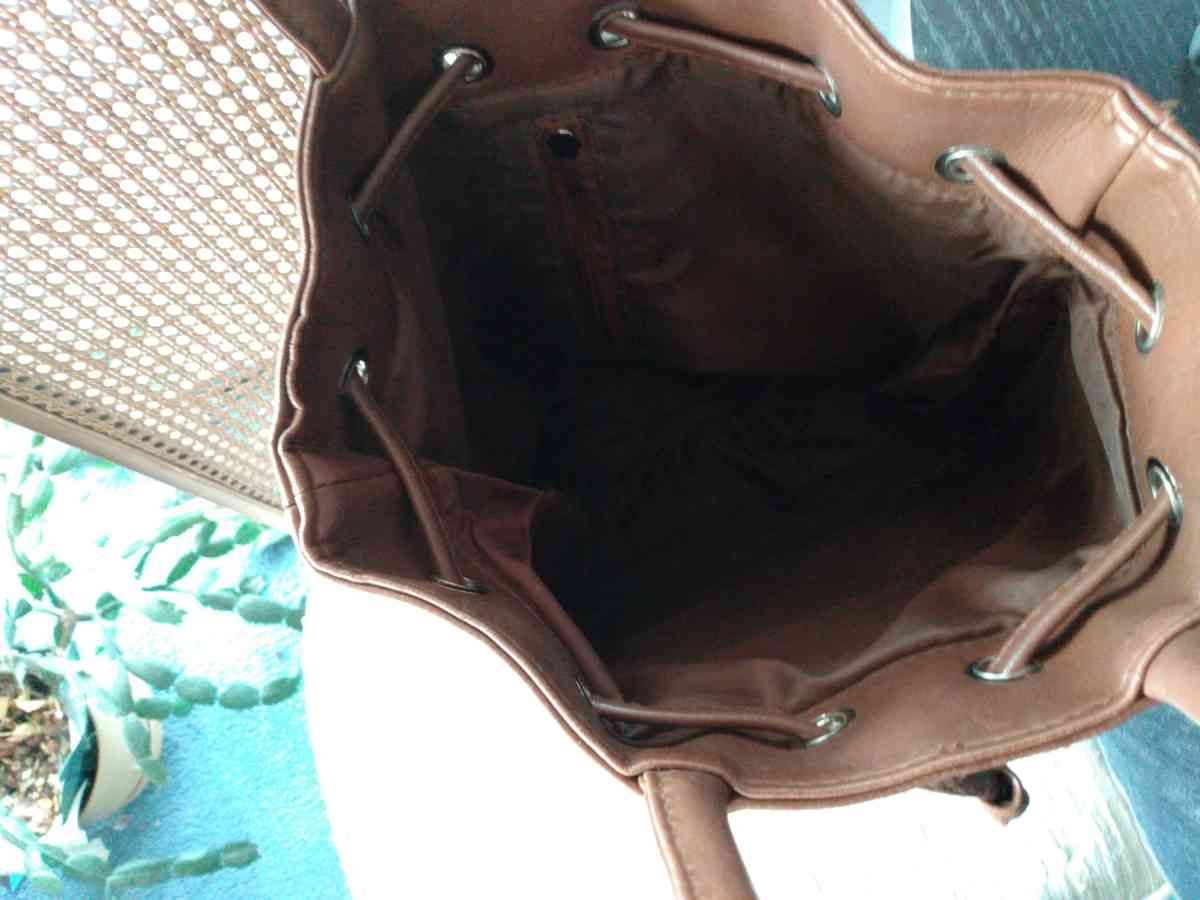 Leather Coach bag with over shoulder strap