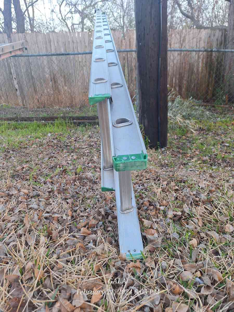 Warner aluminum 24 ft ladder
