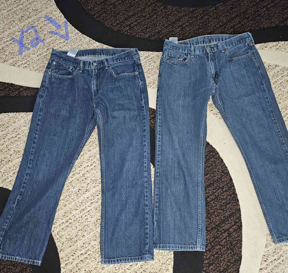 Levis jeans