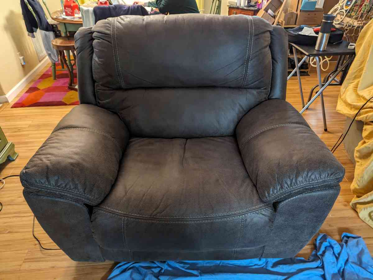 Cranedall Quarry Wide WALL HUGGER Power Recliner USA