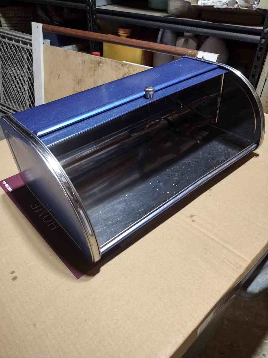 Vintage refurbished bread box