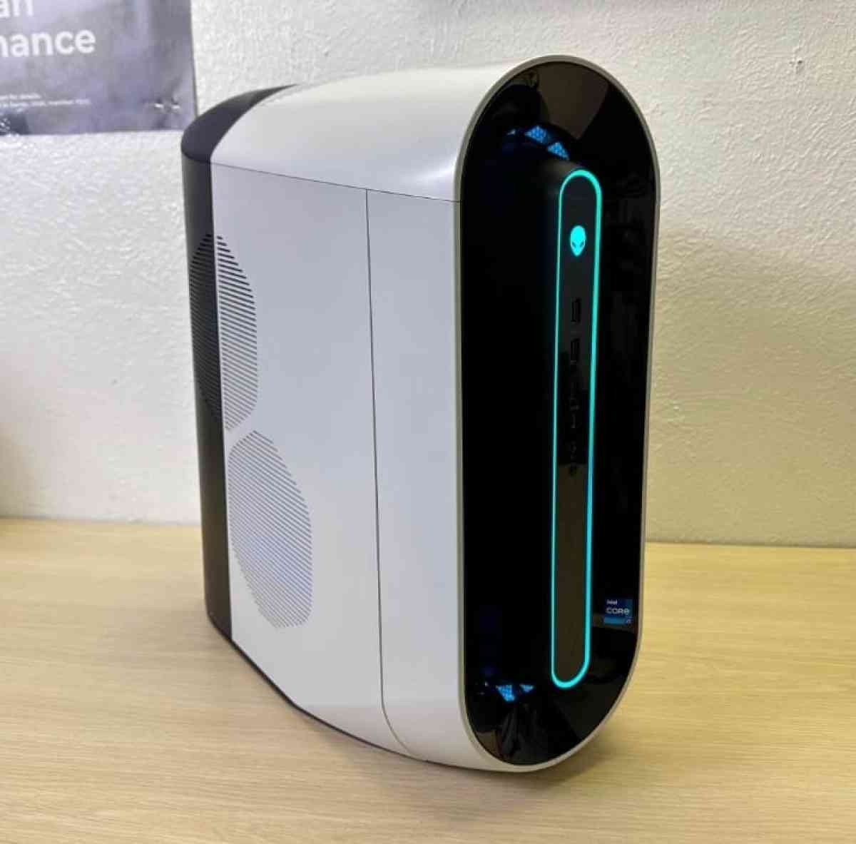 Dell Alienware R12 Gaming PC