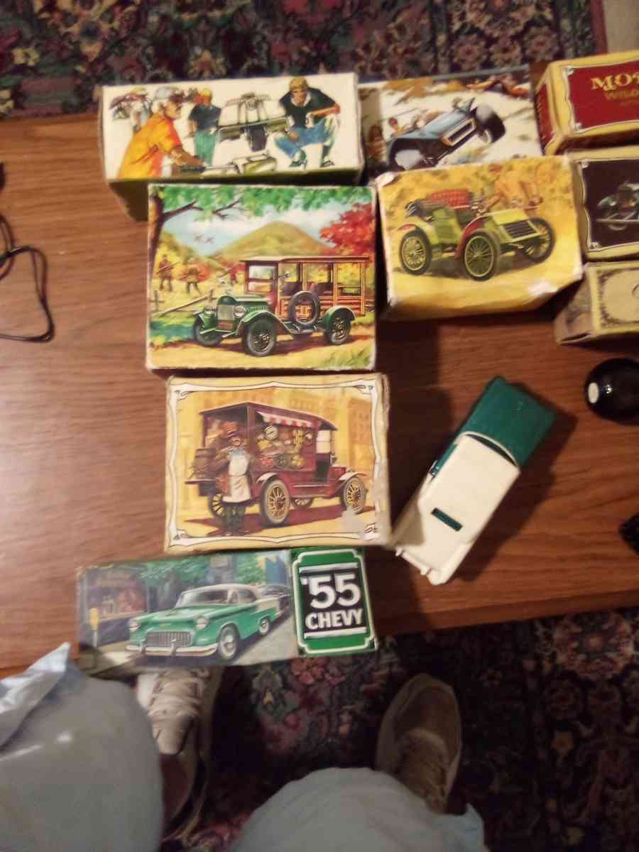 Avon collectibles after shave