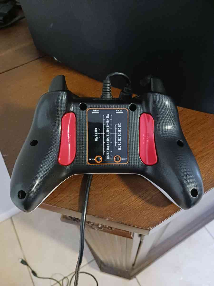 Ps3 slim console and 30 games