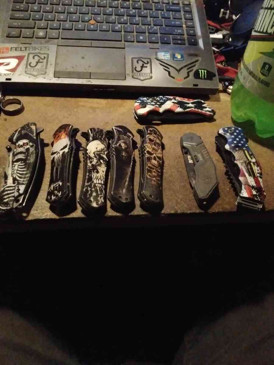 pocket knives