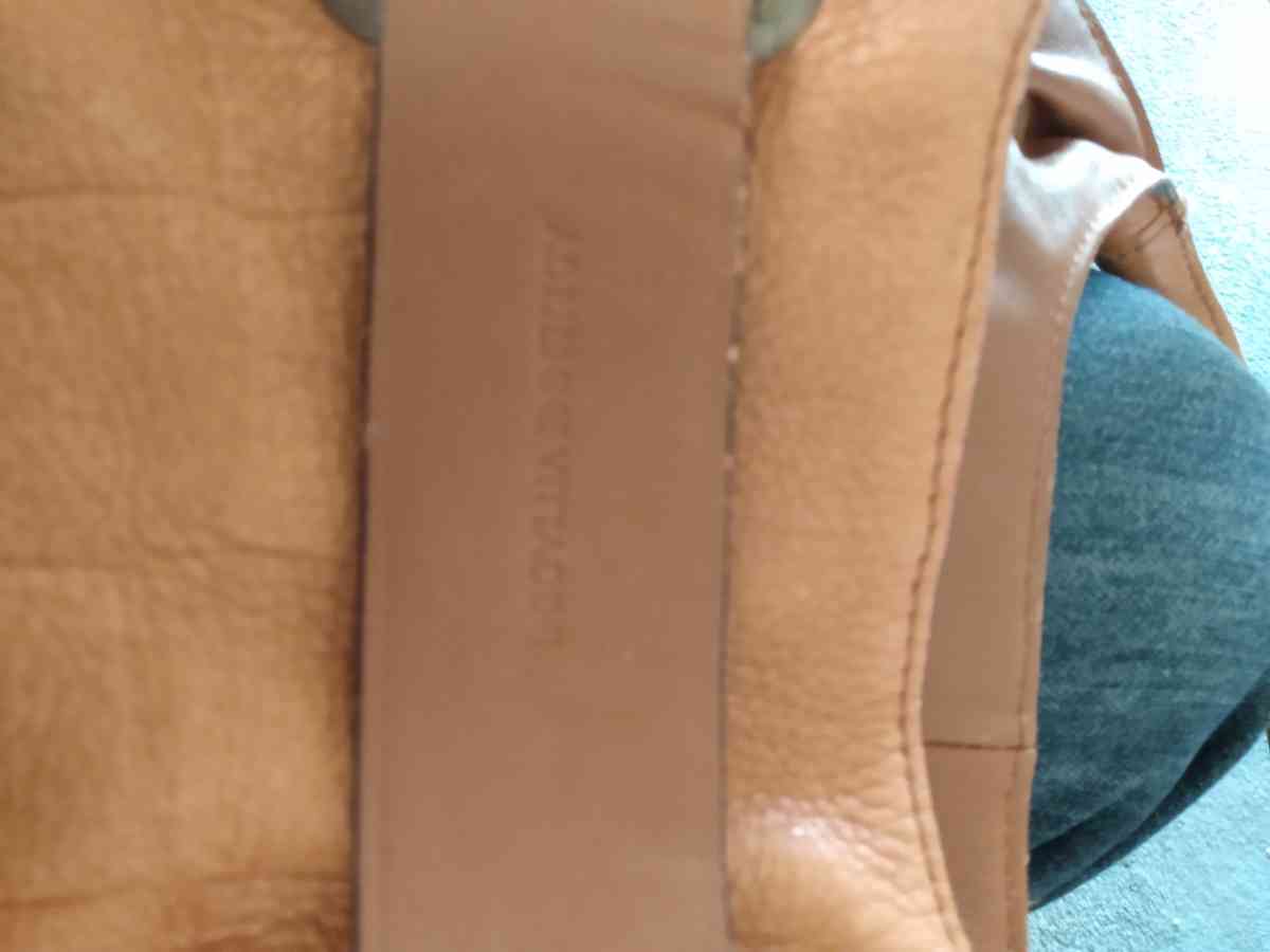 Adrienne Vittadini bag