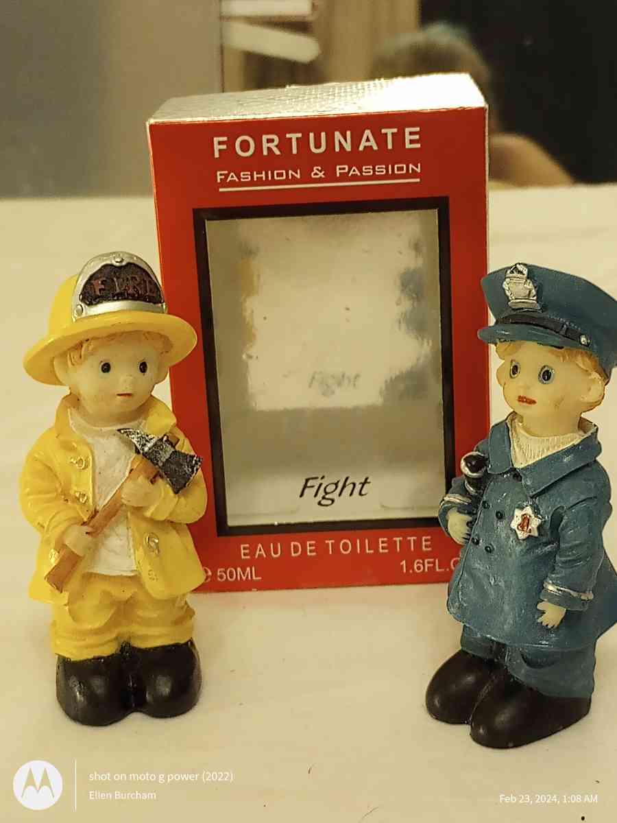 police officr and fire fighter figurines