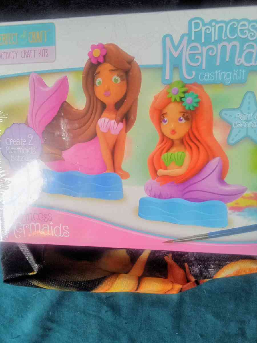 casting set for young girl