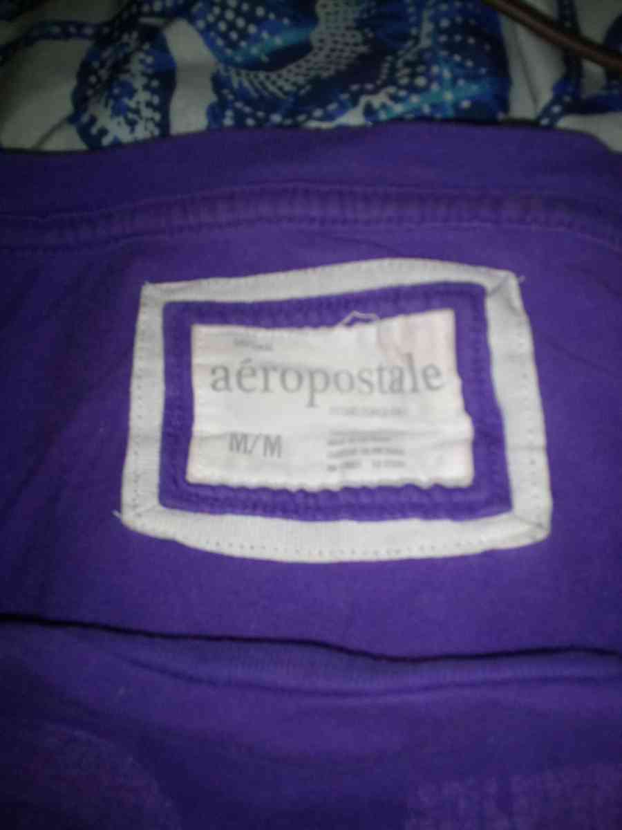 AEROPOSTALE