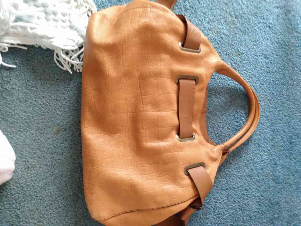 Adrienne Vittadini bag