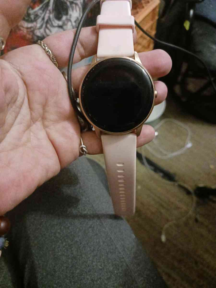 2 android smart watches