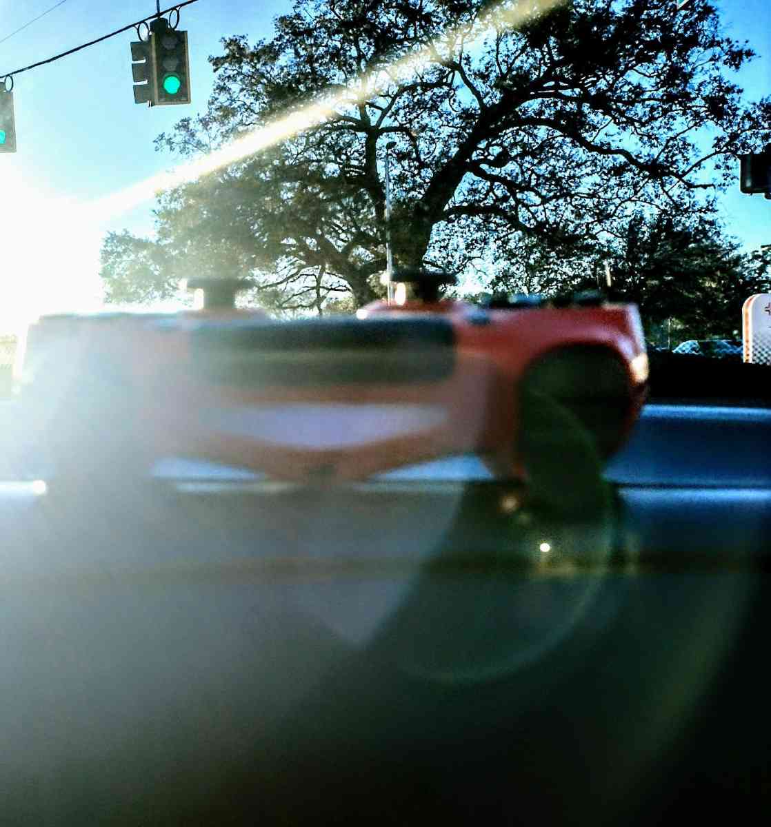 ALMOST BRAND NEW  VERY LIGHTLY USED   RED PS4 CONTROLLER