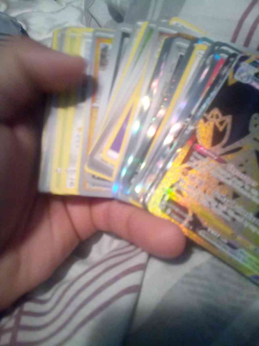 250Pokemon cards
