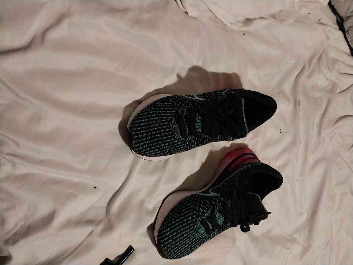 nike Retreat infinity size 7 half mens