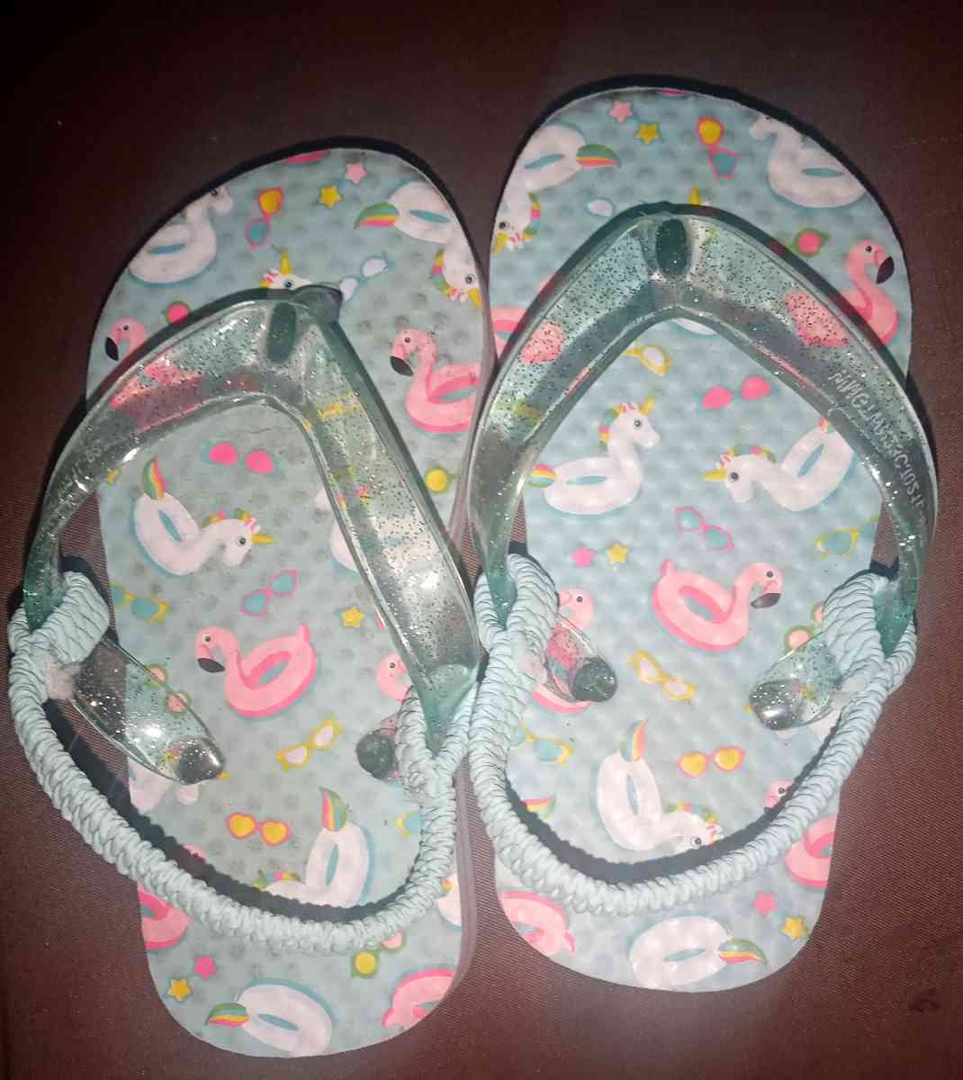 TODDLER FLIP FLOPS NEVER WORN