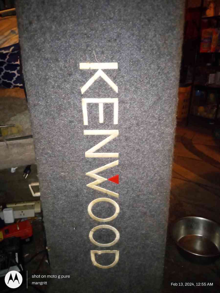 2 12inch Kenwood Speakersand Power Acoustic amp