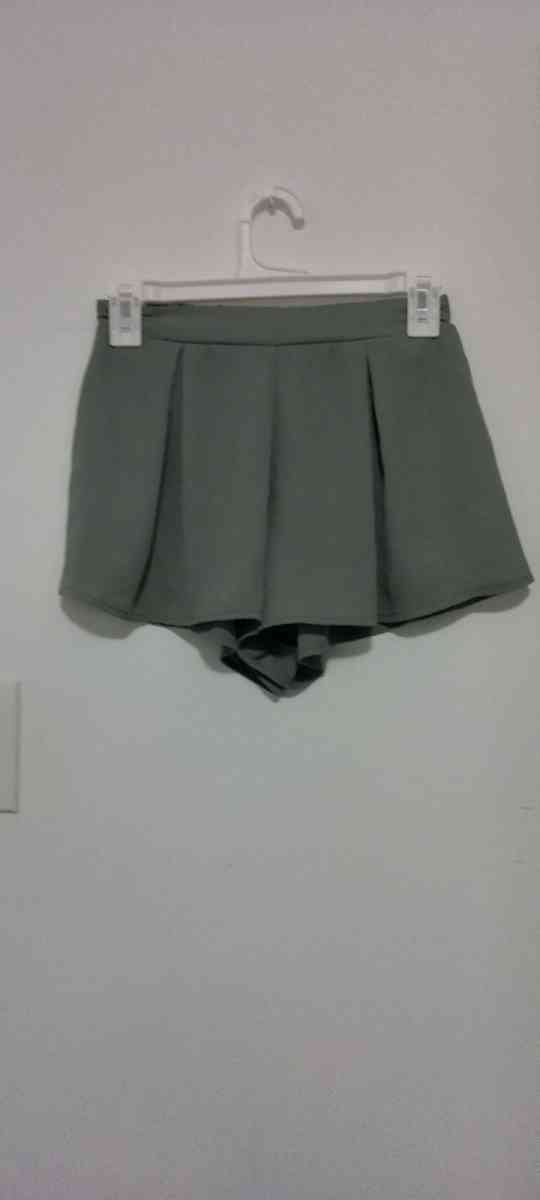 Loose Fitting High Waist Shorts